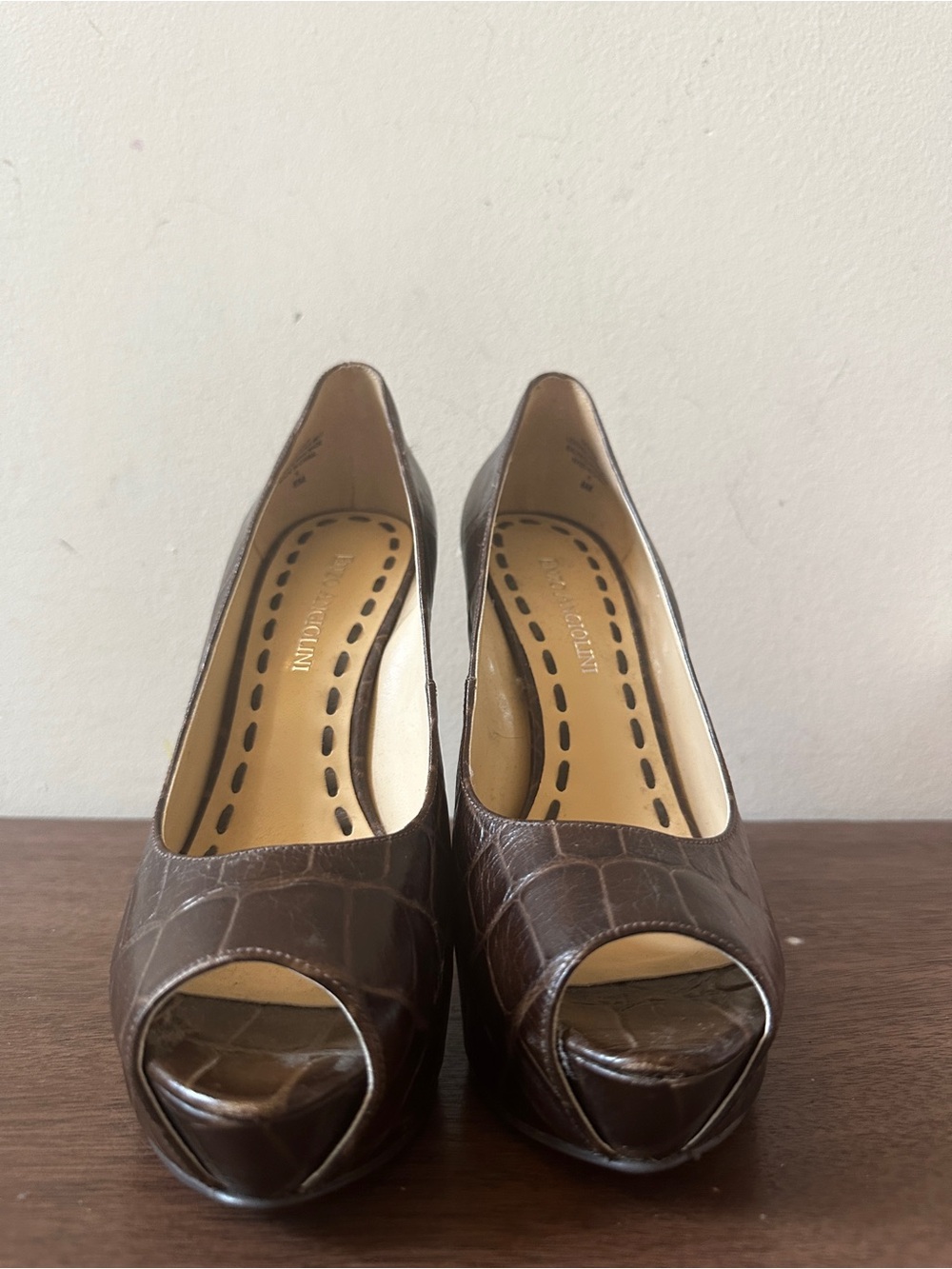 Enzo Angiolini Women's Brown Croc-Textured Platform Peep-Toe High Heels - Picture 3 of 5